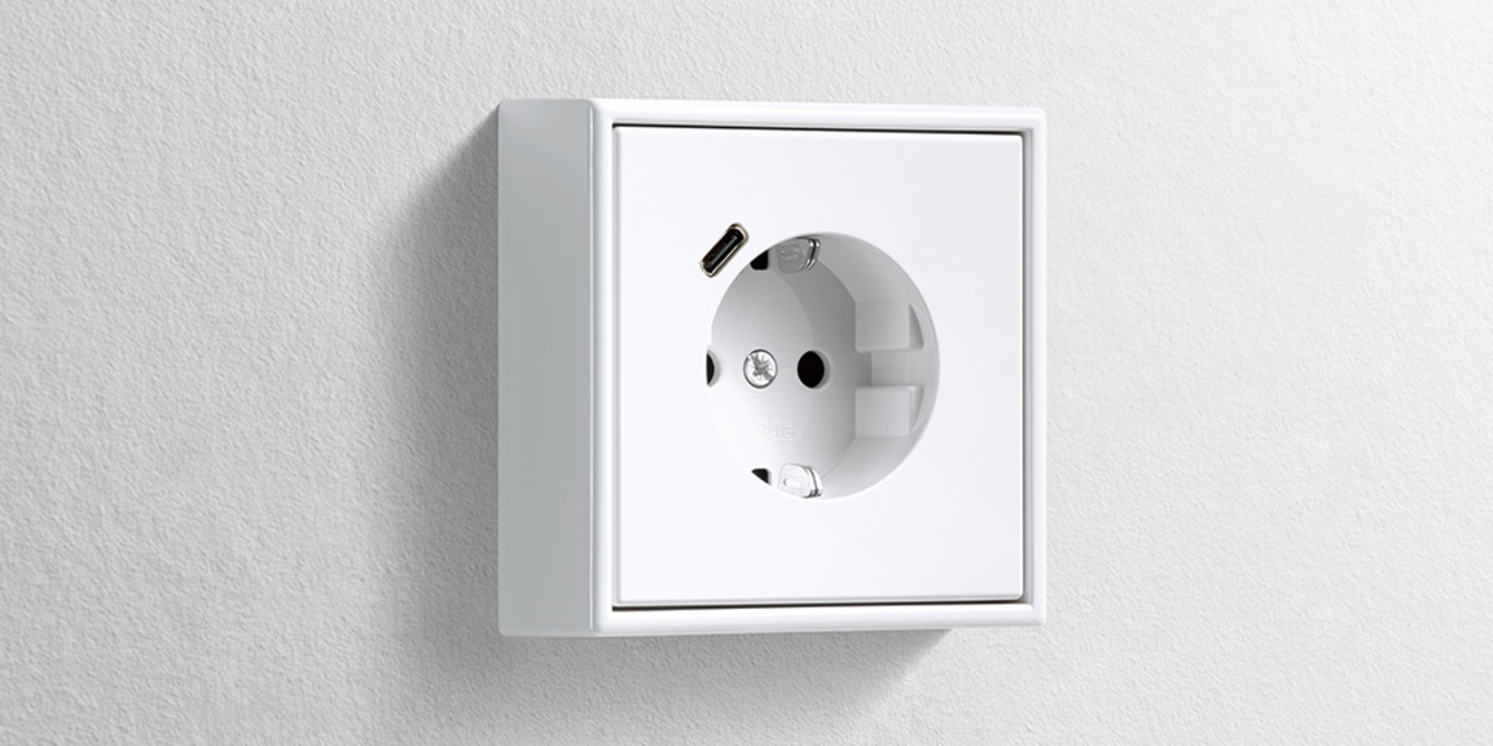 Erweiterter Anschlussraum für die Nachrüstung bei Elektrotechnik Heigl in Regensburg